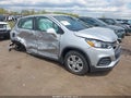 Photo 1 of 14 — 2017 Chevrolet Trax
