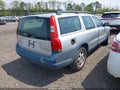 Photo 4 of 17 — 2002 Volvo V70