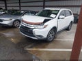 Photo 2 of 16 — 2018 Mitsubishi Outlander