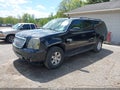 Photo 2 of 17 — 2011 GMC Yukon XL