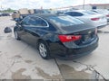 Photo 3 of 16 — 2017 Chevrolet Malibu