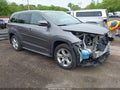 Photo 1 of 17 — 2018 Toyota Highlander Hybrid