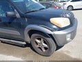 Photo 6 of 12 — 2001 Toyota RAV4