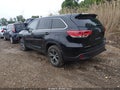Photo 3 of 16 — 2018 Toyota Highlander