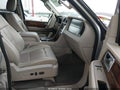 Photo 5 of 16 — 2014 Lincoln Navigator