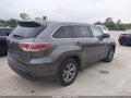 Photo 4 of 17 — 2015 Toyota Highlander