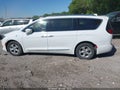 Photo 14 of 16 — 2018 Chrysler Pacifica