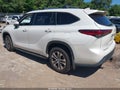 Photo 3 of 17 — 2020 Toyota Highlander