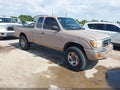 Photo 1 of 13 — 1998 Toyota Tacoma