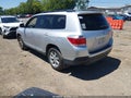 Photo 3 of 19 — 2012 Toyota Highlander