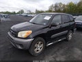 Photo 2 of 11 — 2005 Toyota RAV4