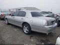 Photo 3 of 11 — 2006 Lincoln Town Car