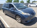 Photo 1 of 16 — 2015 Toyota Sienna