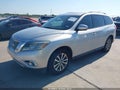 Photo 2 of 16 — 2015 Nissan Pathfinder