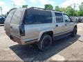 1999 Chevrolet Suburban 2500 — photo 4 of 12 | VIN 3GNGK26J7XG202674