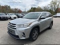 Photo 2 of 10 — 2017 Toyota Highlander
