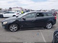 Photo 14 of 16 — 2015 Volvo V60