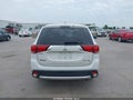 Photo 17 of 17 — 2017 Mitsubishi Outlander