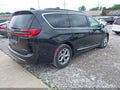 Photo 4 of 17 — 2023 Chrysler Pacifica