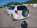 Photo 3 of 11 — 2008 Toyota RAV4