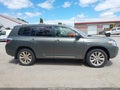 Photo 13 of 16 — 2010 Toyota Highlander Hybrid
