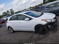 Photo 13 of 18 — 2013 Hyundai Elantra