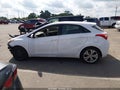 Photo 14 of 18 — 2013 Hyundai Elantra