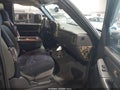 Photo 5 of 17 — 2004 Chevrolet Silverado 2500