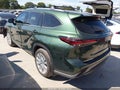 Photo 3 of 16 — 2025 Toyota Highlander Hybrid