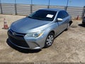 2015 Toyota Camry — photo 2 of 16 | VIN 4T4BF1FK5FR500129