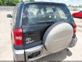 Photo 6 of 16 — 2005 Toyota RAV4
