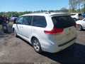 Photo 3 of 16 — 2012 Toyota Sienna