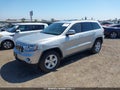 2011 Jeep Grand Cherokee — photo 2 of 16 | VIN 1J4RR4GT3BC715631
