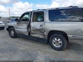 2002 GMC Yukon XL — photo 6 of 11 | VIN 3GKEC16ZX2G208091