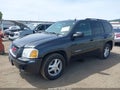 Photo 2 of 14 — 2005 GMC Envoy