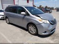 Photo 1 of 17 — 2011 Toyota Sienna