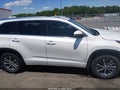 Photo 13 of 16 — 2017 Toyota Highlander