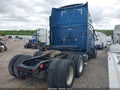 Photo 4 of 15 — 2019 Volvo VNL