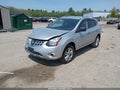 2015 Nissan Rogue — photo 2 of 12 | VIN JN8AS5MV0FW757833