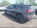 Photo 3 of 16 — 2018 Jeep Cherokee