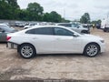 Photo 14 of 18 — 2017 Chevrolet Malibu