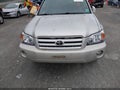 Photo 6 of 11 — 2004 Toyota Highlander