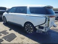 Photo 3 of 17 — 2023 Kia Carnival
