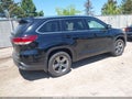Photo 4 of 17 — 2017 Toyota Highlander