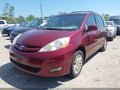 Photo 2 of 11 — 2007 Toyota Sienna