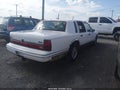 Photo 4 of 11 — 1994 Lincoln Town Car