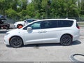 Photo 14 of 16 — 2022 Chrysler Pacifica