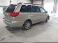 Photo 4 of 18 — 2010 Toyota Sienna