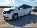 2019 Chrysler Pacifica — photo 2 of 16 | VIN 2C4RC1BG4KR592784