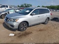 Photo 2 of 16 — 2017 Nissan Pathfinder
